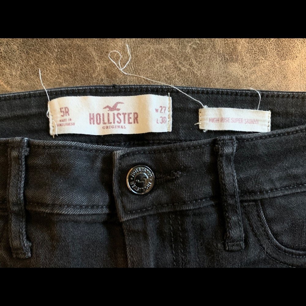 3 for $20, $5.95 shipping! Hollister high rise super skinny black jeans